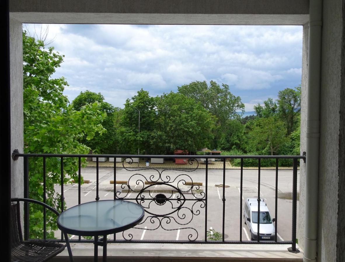 Private Apartments In White Rock Castle Balchik Exterior foto