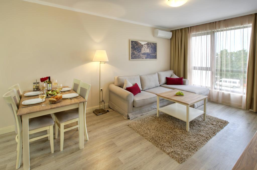 Private Apartments In White Rock Castle Balchik Quarto foto