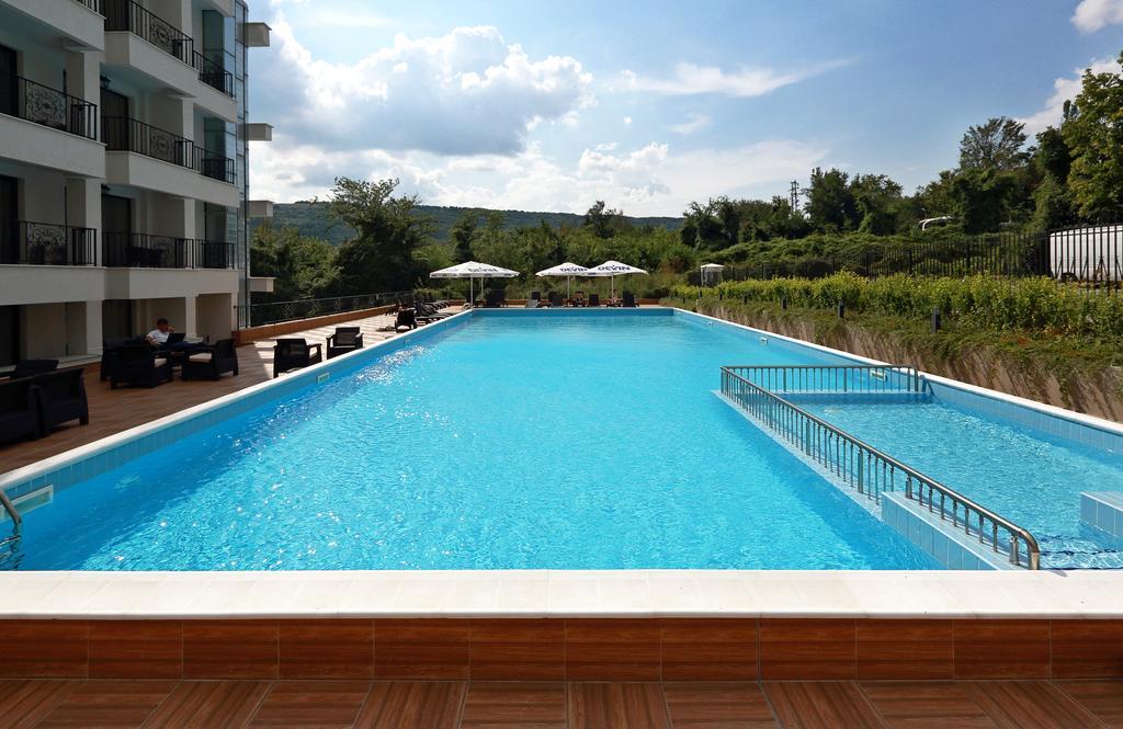 Private Apartments In White Rock Castle Balchik Exterior foto
